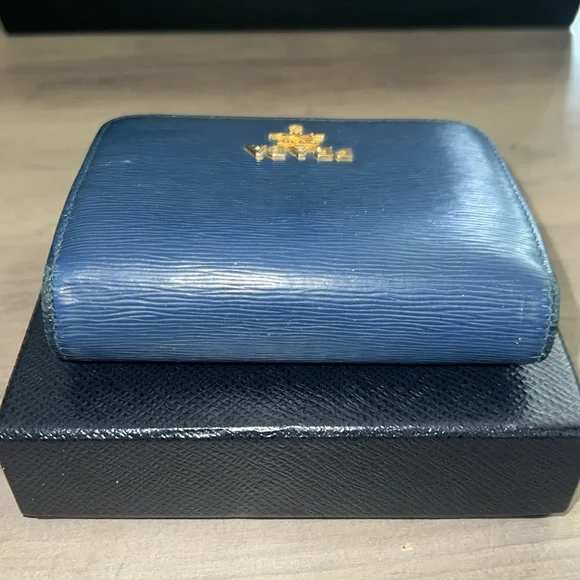PRADA Blue Vittello Move Leather Trifold Wallet - Picture 7 of 16